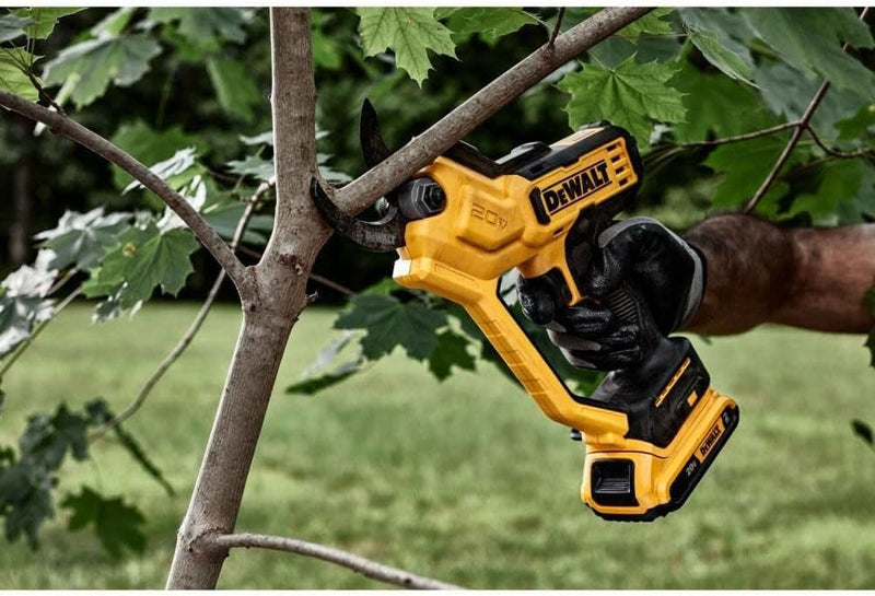 Dewalt DCPR320BDCB240C-BNDL 20V MAX Lithium-Ion 1-1/2 in. Cordless Pruner and 20V MAX 4 Ah Lithium-Ion Battery and Charger Starter Kit Bundle
